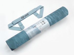 YOOQ tapis pure caoutchouc 100% naturel bleu marbré emballé sangle yoga fitness