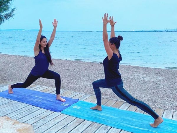 YOOQ tapis pure caoutchouc 100% naturel violet marbré bleu marbré duo yogi yoga fitness