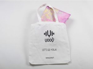 YOOQ tapis voyage léger pliable powder pink tote bag transport yoga fitness